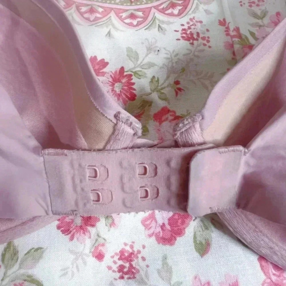 Victoria's Secret Nude Unlined Bra 34C - Picture 4 of 6